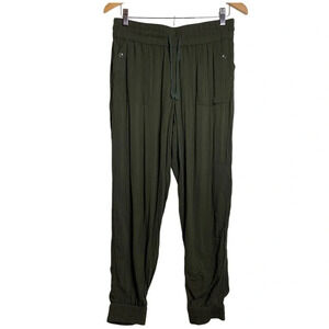 TNA Aritzia Women’s  Green Joggers Side Medium Comfort Casual Pull On